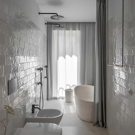 Montecarmo12 - Design Boutique מלון 4*