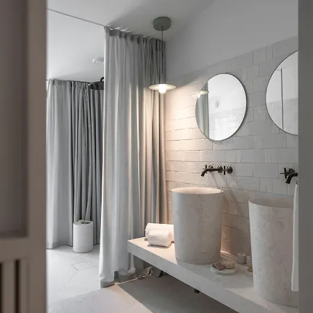 Montecarmo12 - Design Boutique מלון ליסבון