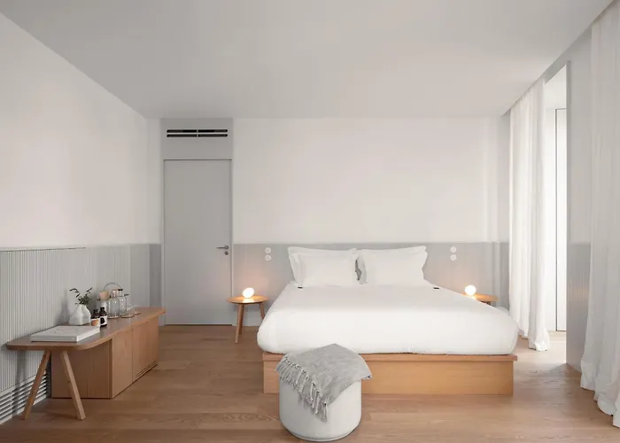 Montecarmo12 - Design Boutique