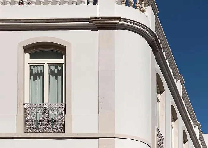 Montecarmo12 - Design Boutique Hotel Lissabon